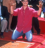 1993-06-28-Hand-And-Footprints-Ceremony-At-Manns-Chinese-Theater-026.jpg