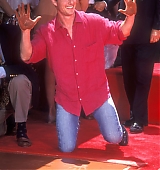 1993-06-28-Hand-And-Footprints-Ceremony-At-Manns-Chinese-Theater-057.jpg