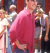 1993-06-28-Hand-And-Footprints-Ceremony-At-Manns-Chinese-Theater-059.jpg
