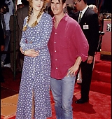 1993-06-28-Hand-And-Footprints-Ceremony-At-Manns-Chinese-Theater-084.jpg