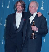 1994-03-21-66th-Annual-Academy-Awards-011.jpg