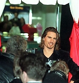 1994-11-09-Interview-With-The-Vampire-Los-Angeles-Premiere-0024.jpg