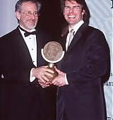 1998-04-17-Huston-Award-Honoring-Tom-Cruise-for-Artists-Rights-022.jpg