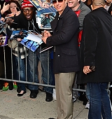 candids-outside-daily-show-with-jon-steward-april16-2013-012.jpg