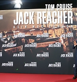 jack-reacher-berlin-premiere-21-2016-068.jpg