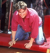 1993-06-28-Hand-And-Footprints-Ceremony-At-Manns-Chinese-Theater-048.jpg