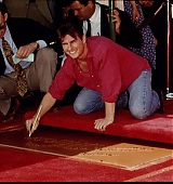 1993-06-28-Hand-And-Footprints-Ceremony-At-Manns-Chinese-Theater-076.jpg