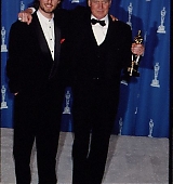 1994-03-21-66th-Annual-Academy-Awards-015.jpg