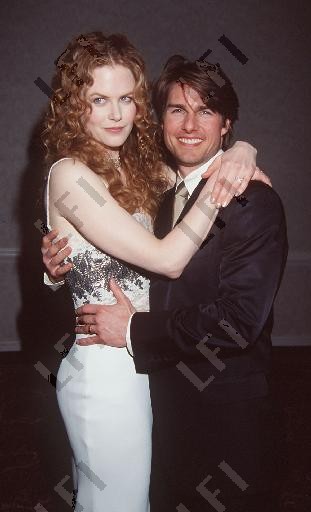 1998-04-17-Huston-Award-Honoring-Tom-Cruise-for-Artists-Rights-008.jpg