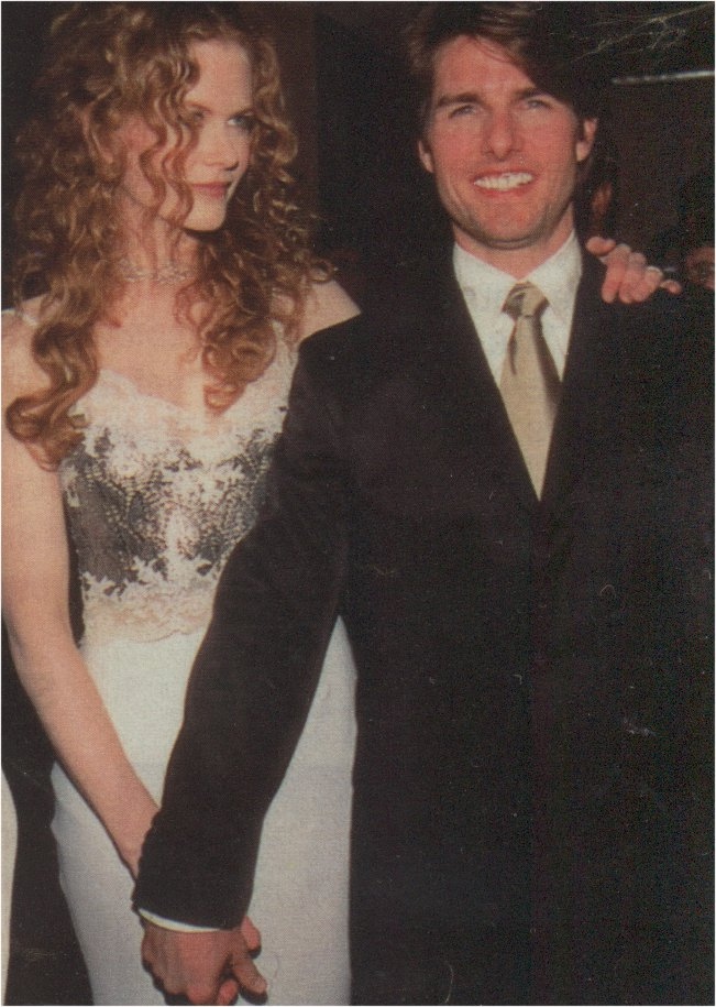 1998-04-17-Huston-Award-Honoring-Tom-Cruise-for-Artists-Rights-054.jpg