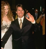 1998-04-17-Huston-Award-Honoring-Tom-Cruise-for-Artists-Rights-064.jpg
