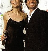 2001-01-21-58th-Annual-Golden-Globe-Awards-035.jpg
