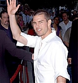2001-08-17-The-Others-Los-Angeles-Premiere-048.jpg