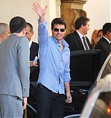 candids-buenos-aires-march25-26-2013-013.jpg