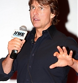 mission-impossible-rogue-nation-shanghai-premiere-sept7-2015-034.jpg