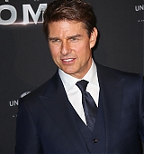 Tom Cruise at The Mummy Premiere