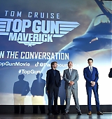 2022-05-04-Top-Gun-Maverick-San-Diego-World-Premiere-0205.jpg
