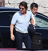 2023-06-24-Candids-of-Tom-at-South-Italy-001.jpg