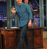 late-night-with-jimmy-fallon-april12-2013-016.jpg