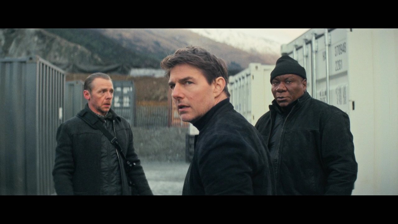 Mission-Impossible-Fallout-Behind-The-Scenes-0049.jpg