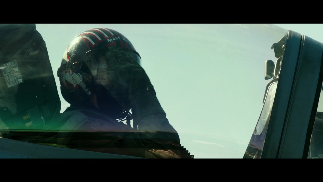 Top-Gun-Maverick-Trailer1-Caps-075.jpg