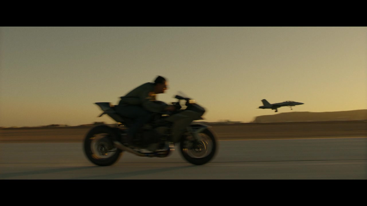 Top-Gun-Maverick-Trailer1-Caps-269.jpg