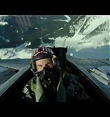 Top-Gun-Maverick-Trailer1-Caps-338.jpg