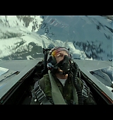 Top-Gun-Maverick-Trailer1-Caps-357.jpg